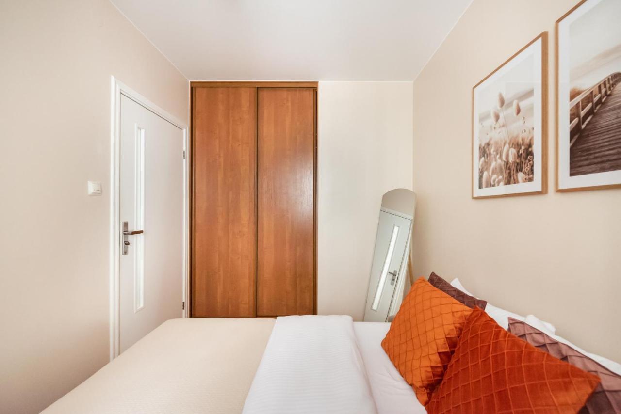 Praga Sulejkowska Comfort Apartment Warsawa Bagian luar foto