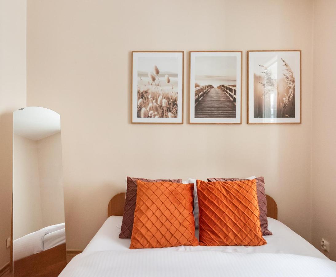 Praga Sulejkowska Comfort Apartment Warsawa Bagian luar foto