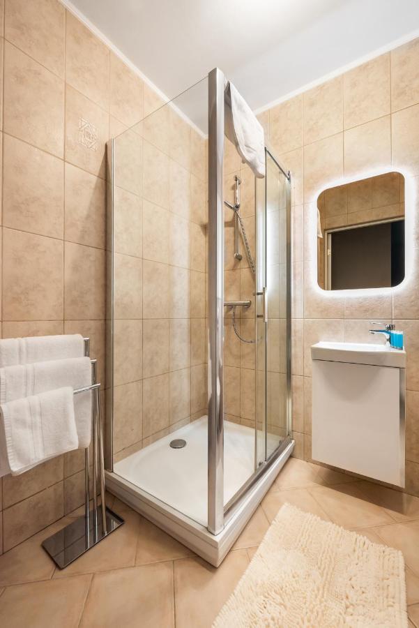 Praga Sulejkowska Comfort Apartment Warsawa Bagian luar foto